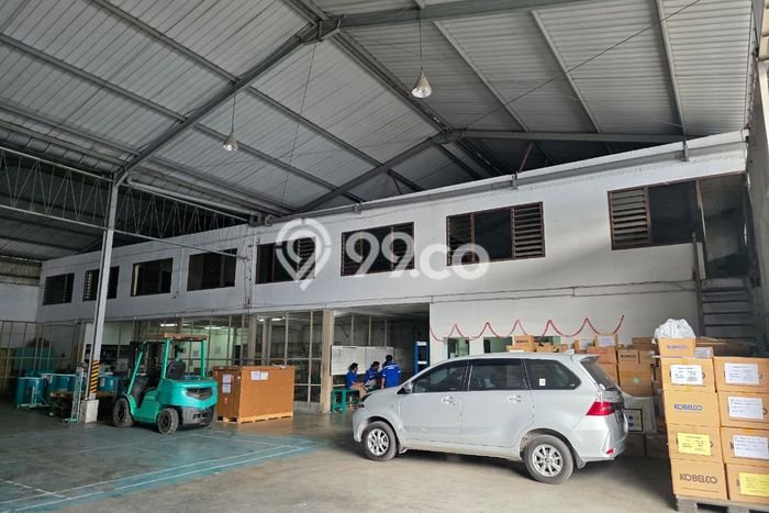 Gudang Disewakan di , Luas 2600m2m², Lokasi Premium Gudang Disewakan di , Luas 2600m2m², Lokasi Premium