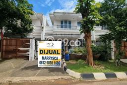 Jual Rumah Luas Elegan Dengan View Eksklusif di Modernland, Tangerang Jual Rumah Luas Elegan Dengan View Eksklusif di Modernland, Tangerang