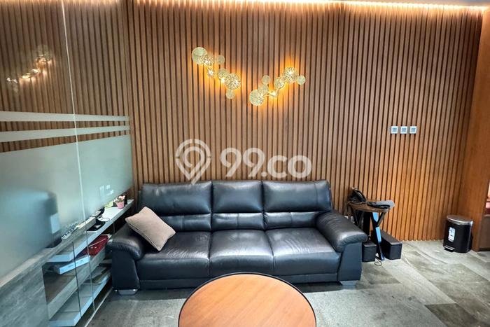 LOKASI STRATEGIS! Kantor Kawasan , Luas 250m2m², Keramaian Terjamin LOKASI STRATEGIS! Kantor Kawasan , Luas 250m2m², Keramaian Terjamin