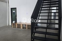 Gudang Disewakan di Daan Mogot, Luas 210m², Pusat Bisnis, Siap Operasi Gudang Disewakan di Daan Mogot, Luas 210m², Pusat Bisnis, Siap Operasi