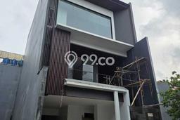 Hunian Mewah LB 460m2 Siap Pakai Desain Elegan di Permata Buana, Jakarta Barat Hunian Mewah LB 460m2 Siap Pakai Desain Elegan di Permata Buana, Jakarta Barat