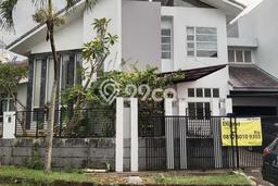 Rumah Elit LB 226m2 Siap Pakai Desain Elegan di Baranangsiang, Bogor Rumah Elit LB 226m2 Siap Pakai Desain Elegan di Baranangsiang, Bogor