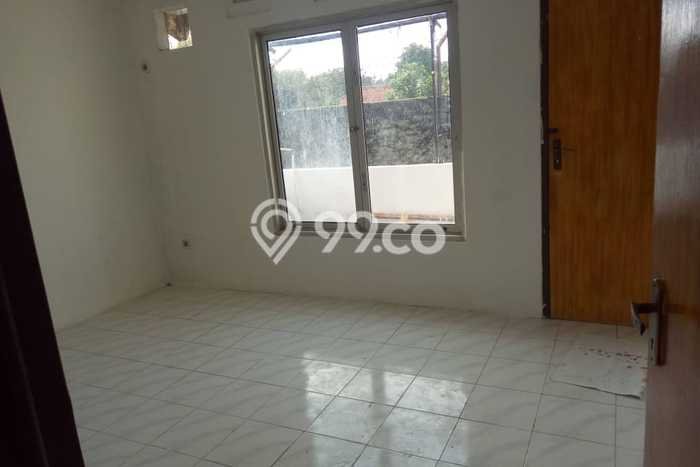 Dijual Rumah 6 Kamar Lokasi Strategis Bagus dan Strategis di Jagakarsa Dijual Rumah 6 Kamar Lokasi Strategis Bagus dan Strategis di Jagakarsa