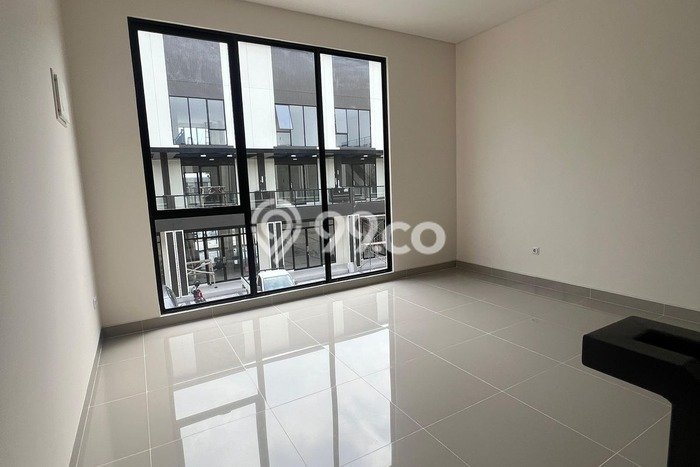HARGA SPESIAL! Ruko di Gading Serpong, Luas 81m², Area Strategis HARGA SPESIAL! Ruko di Gading Serpong, Luas 81m², Area Strategis