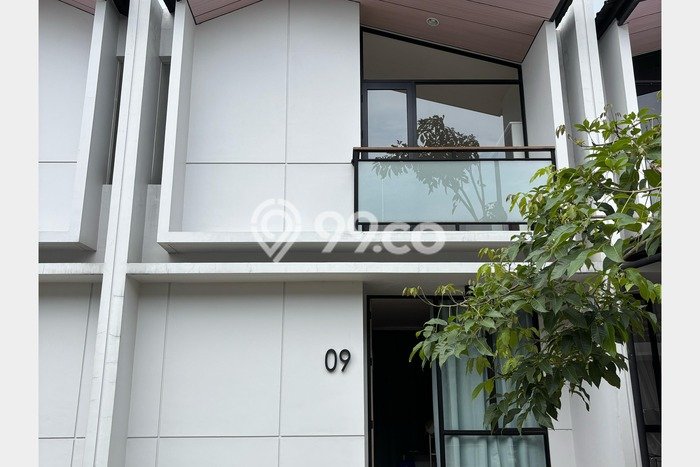 For Sale Rumah 3 Kamar Lokasi Ideal Bagus dan Strategis di Karawaci For Sale Rumah 3 Kamar Lokasi Ideal Bagus dan Strategis di Karawaci