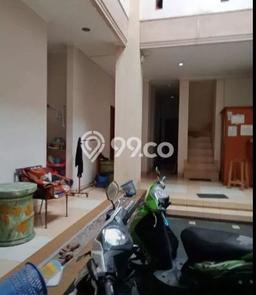 Rumah Elit Modern Tanpa Renovasi di Burangrang Bandung Rumah Elit Modern Tanpa Renovasi di Burangrang Bandung
