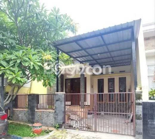 PREMIUM LIVING! Rumah di Dieng, 1 KM, Area Berkembang, Luas 105m² Bangunan 50m² PREMIUM LIVING! Rumah di Dieng, 1 KM, Area Berkembang, Luas 105m² Bangunan 50m²