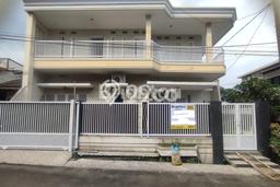 Rumah Disewakan Malang LT 145m2 LB 300m2 Area Tunjungsekar Rumah Disewakan Malang LT 145m2 LB 300m2 Area Tunjungsekar