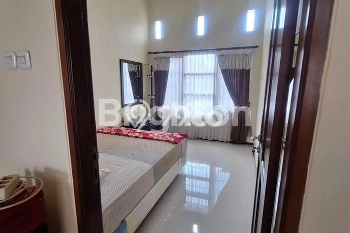 Ready to Use! Luxury House LT 240m2 Desain Modern di Villa Puncak Tidar Ready to Use! Luxury House LT 240m2 Desain Modern di Villa Puncak Tidar