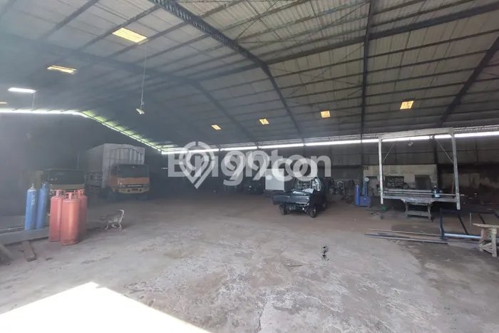 Gudang Dijual di Singosari LT 9600m2, LB 4000m2 Solusi Investasi Cerdas Gudang Dijual di Singosari LT 9600m2, LB 4000m2 Solusi Investasi Cerdas
