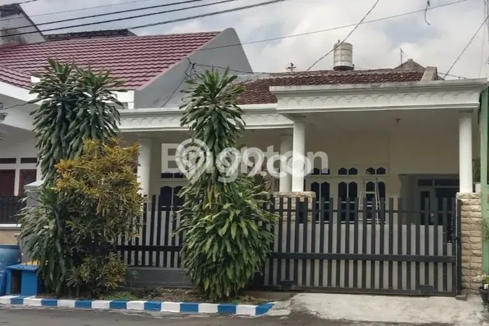 Rumah di , 1 KM, Lingkungan Asri, LT 128m2m² Bangunan 100m2m² Rumah di , 1 KM, Lingkungan Asri, LT 128m2m² Bangunan 100m2m²