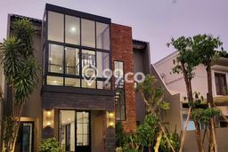 Rumah Elit Modern Tanpa Renovasi di BSD City Tangerang Rumah Elit Modern Tanpa Renovasi di BSD City Tangerang