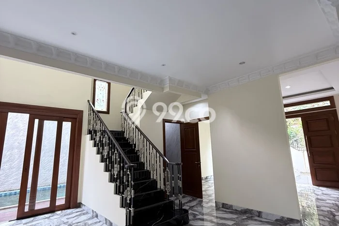 Hunian Mewah LB 600m2 Siap Huni Desain Elegan di BSD Puspita Loka, Tangerang Hunian Mewah LB 600m2 Siap Huni Desain Elegan di BSD Puspita Loka, Tangerang