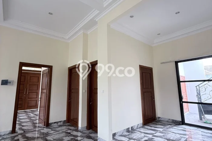 Hunian Mewah LB 600m2 Siap Huni Desain Elegan di BSD Puspita Loka, Tangerang Hunian Mewah LB 600m2 Siap Huni Desain Elegan di BSD Puspita Loka, Tangerang