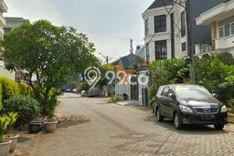 Rumah Mewah LB 150m2 Siap Pakai Desain Elegan di Villa Meruya, Jakarta Barat Rumah Mewah LB 150m2 Siap Pakai Desain Elegan di Villa Meruya, Jakarta Barat