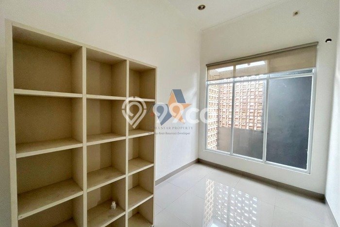 DREAM HOME! Rumah di Pakujaya, 2 KM, Bebas Banjir, LT 63m² Bangunan 86m² DREAM HOME! Rumah di Pakujaya, 2 KM, Bebas Banjir, LT 63m² Bangunan 86m²