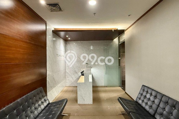 LOKASI STRATEGIS! Kantor Kawasan Senayan, Luas 221m², Pengunjung Tinggi LOKASI STRATEGIS! Kantor Kawasan Senayan, Luas 221m², Pengunjung Tinggi
