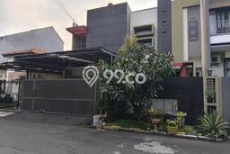 Rumah Elit LB 350m2 Siap Pakai Desain Elegan di Taman Kopo Indah, Bandung Rumah Elit LB 350m2 Siap Pakai Desain Elegan di Taman Kopo Indah, Bandung