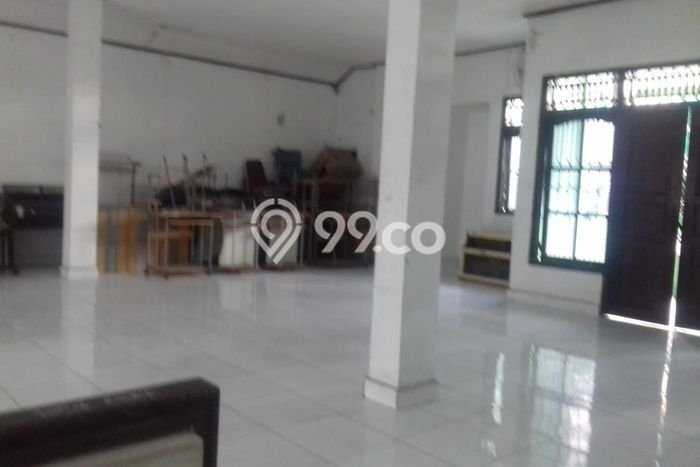 Ruko Dijual di Denpasar Barat Denpasar dengan Luas Bangunan 350m2 Ruko Dijual di Denpasar Barat Denpasar dengan Luas Bangunan 350m2
