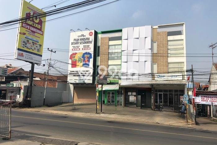 Ruko Strategis Kawasan Cimahi Utara, Luas 250m², Area Komersial, Berkembang Ruko Strategis Kawasan Cimahi Utara, Luas 250m², Area Komersial, Berkembang