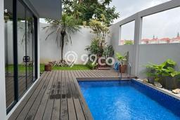 Ready to Use! Luxury House LT 381m2 Desain Elegan di Kota Baru Parahyangan Ready to Use! Luxury House LT 381m2 Desain Elegan di Kota Baru Parahyangan