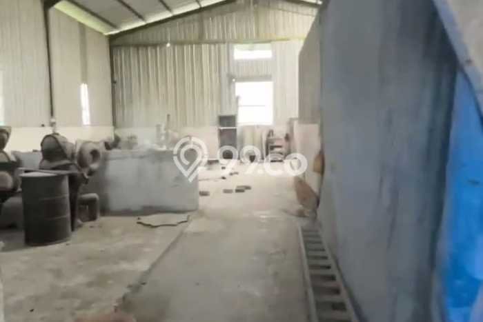 Unit Gudang Dijual di Driyorejo Gresik Luas Tanah 405m2, Luas Bangunan 300m2 Unit Gudang Dijual di Driyorejo Gresik Luas Tanah 405m2, Luas Bangunan 300m2