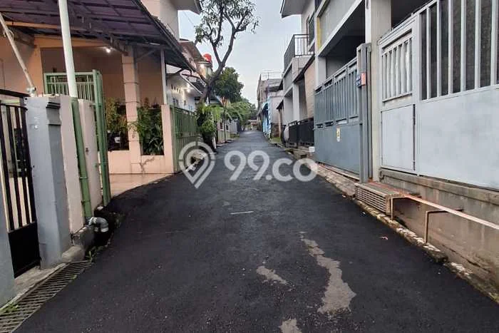 Rumah Elit LB 250m2 Siap Pakai Desain Elegan di Lubang Buaya, Jakarta Timur Rumah Elit LB 250m2 Siap Pakai Desain Elegan di Lubang Buaya, Jakarta Timur