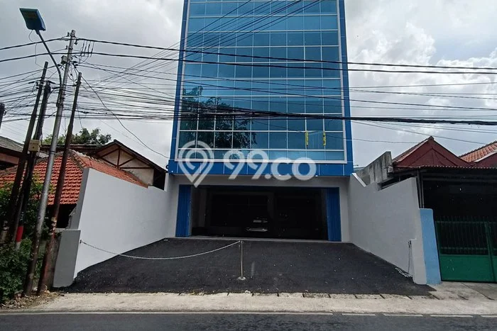 Ruko Bagus Dijual LB 600m2 Lokasi Strategis Jakarta Timur Area Cocok untuk Bisnis Ruko Bagus Dijual LB 600m2 Lokasi Strategis Jakarta Timur Area Cocok untuk Bisnis
