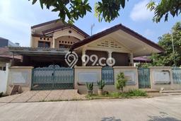 Jual Rumah Mewah Megah Dengan View Cantik di Pondok Gede, Bekasi Jual Rumah Mewah Megah Dengan View Cantik di Pondok Gede, Bekasi