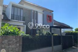 Rumah Siap Huni LT 399m2m² / LB 250m2m² di Kawasan Komersial , Bandung Rumah Siap Huni LT 399m2m² / LB 250m2m² di Kawasan Komersial , Bandung