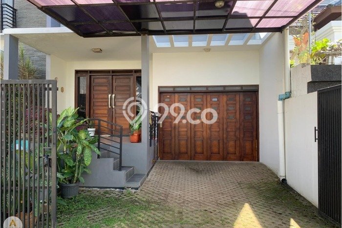 Rumah Siap Huni LT 399m2m² / LB 250m2m² di Kawasan Komersial , Bandung Rumah Siap Huni LT 399m2m² / LB 250m2m² di Kawasan Komersial , Bandung