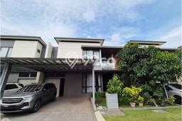 Rumah lokasi , Bandung, LT 228m2m² Bangunan 252m2m² Rumah lokasi , Bandung, LT 228m2m² Bangunan 252m2m²