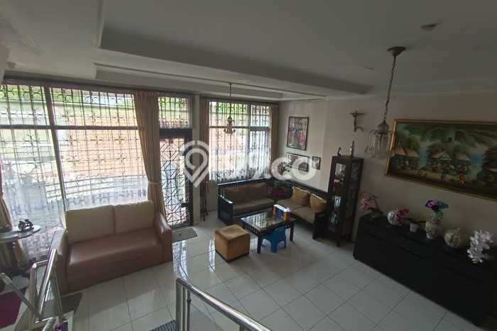 Jual Rumah Modern 5 KT di Pajajaran, Bandung Jual Rumah Modern 5 KT di Pajajaran, Bandung