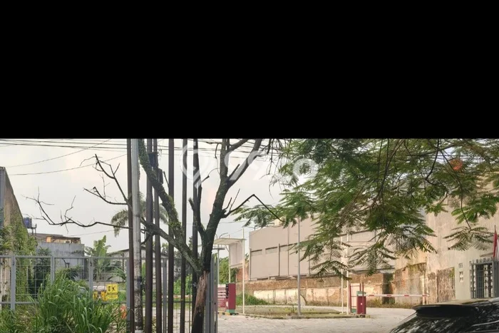 Tanah Disewakan Lokasi Sudirman Bandung Luas 1350m2 Tanah Disewakan Lokasi Sudirman Bandung Luas 1350m2