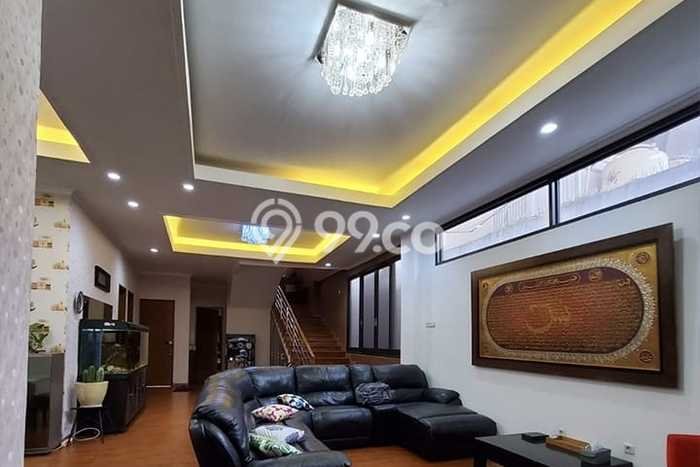 For Sale! Premium House LT 387m2 Desain Elegan di Setra Sari For Sale! Premium House LT 387m2 Desain Elegan di Setra Sari