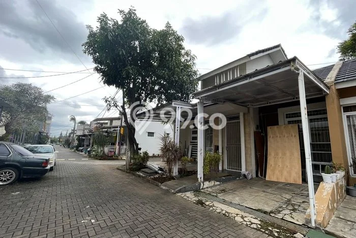 Rumah Strategis Modern Lb 85m2 di Arcamanik, Bandung Rumah Strategis Modern Lb 85m2 di Arcamanik, Bandung