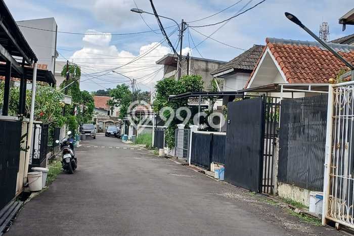 Jual Rumah Strategis Bagus Punya 3 KT di Antapani Bandung SHM Jual Rumah Strategis Bagus Punya 3 KT di Antapani Bandung SHM