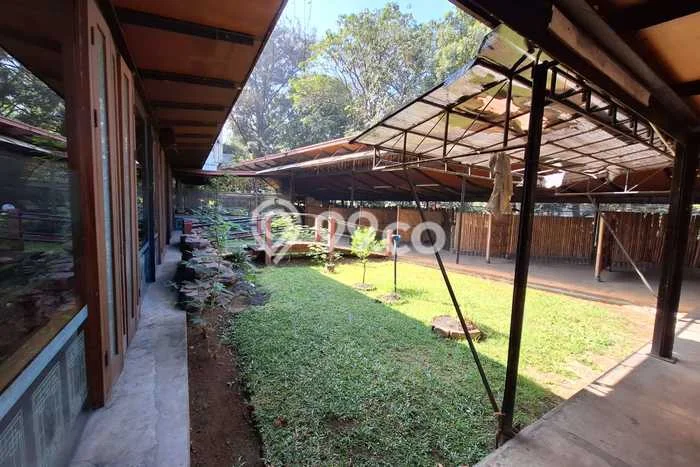 Komersial Dijual di Sukasari Bandung dengan LB 200m2 Komersial Dijual di Sukasari Bandung dengan LB 200m2