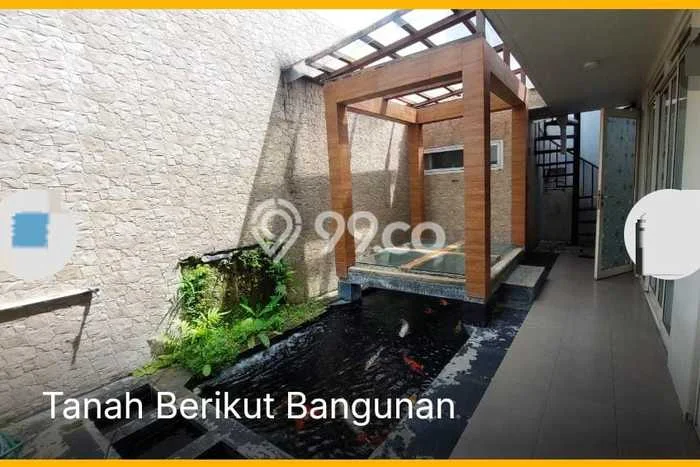Rumah Terawat area , Bandung, LT 231m2m², Luas Bangunan 140m2m² Rumah Terawat area , Bandung, LT 231m2m², Luas Bangunan 140m2m²