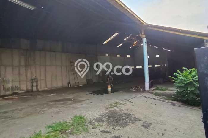 Gudang Premium Kawasan Andir, Luas 430m2m², Jalan Utama, Area Bisnis Aktif Gudang Premium Kawasan Andir, Luas 430m2m², Jalan Utama, Area Bisnis Aktif
