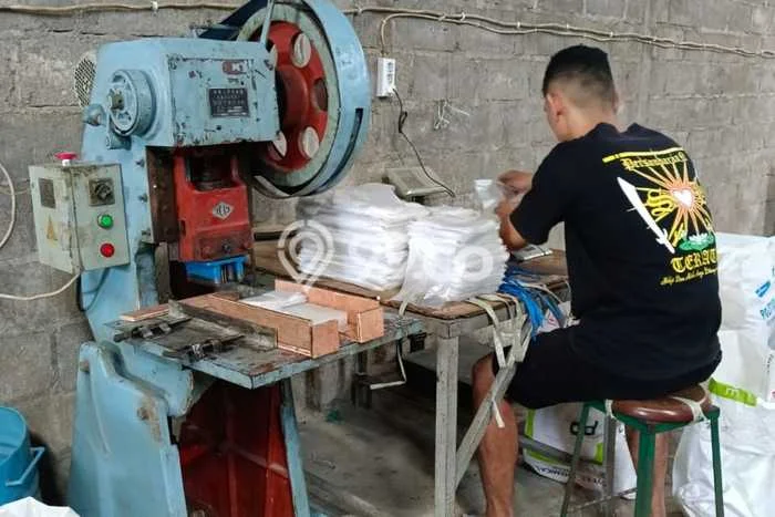 Pabrik Komersial Dijual di Sidoarjo Sidoarjo LT 2500m2 & LB 2500m2 Pabrik Komersial Dijual di Sidoarjo Sidoarjo LT 2500m2 & LB 2500m2