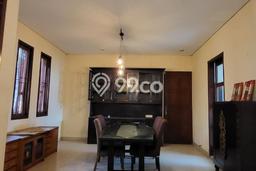 Hunian Mewah LB 300m2 Siap Pakai Desain Elegan di Bintaro, Tangerang Selatan Hunian Mewah LB 300m2 Siap Pakai Desain Elegan di Bintaro, Tangerang Selatan