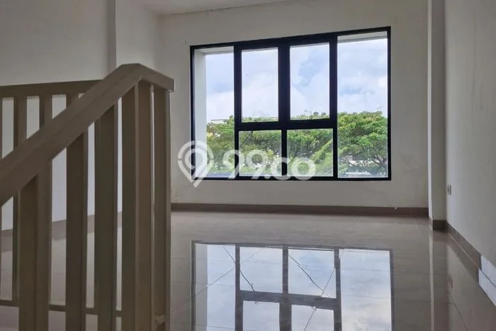 Disewakan Ruko di Kawasan Ramai Pegadungan Luas 112m2 Disewakan Ruko di Kawasan Ramai Pegadungan Luas 112m2