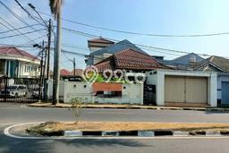 Dijual Rumah Mewah Elegan Dengan View Cantik di Pegadungan, Jakarta Barat Dijual Rumah Mewah Elegan Dengan View Cantik di Pegadungan, Jakarta Barat