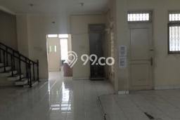 Dijual Rumah Mewah Elegan Dengan View Cantik di Taman Palem, Jakarta Barat Dijual Rumah Mewah Elegan Dengan View Cantik di Taman Palem, Jakarta Barat