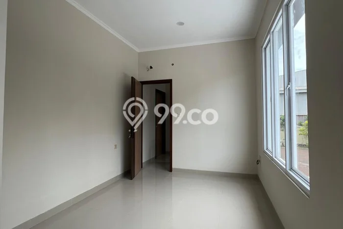 Sewa Rumah Murah di Gading Serpong Tangerang Punya 3 Kamar Tidur Sewa Rumah Murah di Gading Serpong Tangerang Punya 3 Kamar Tidur