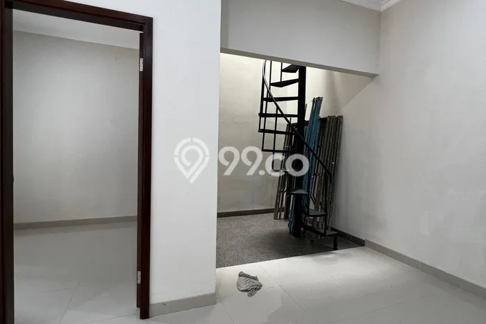 Sewa Rumah Murah di Gading Serpong Tangerang Punya 3 Kamar Tidur Sewa Rumah Murah di Gading Serpong Tangerang Punya 3 Kamar Tidur