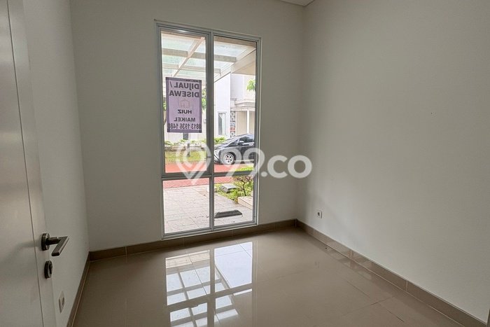 Rumah Disewakan Tangerang LT 96m2 LB 110m2 Kawasan Gading Serpong Rumah Disewakan Tangerang LT 96m2 LB 110m2 Kawasan Gading Serpong