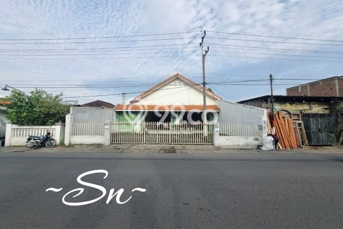 Unit Ruko Dijual di Surabaya LT 1135m2 & LB 642m2 Unit Ruko Dijual di Surabaya LT 1135m2 & LB 642m2