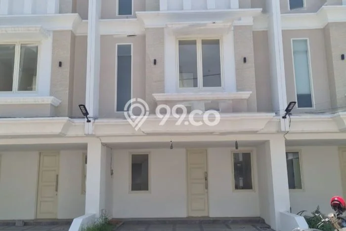 Jual Rumah Bagus Siap Huni LB 150m2 di Mulyorejo, Surabaya Jual Rumah Bagus Siap Huni LB 150m2 di Mulyorejo, Surabaya
